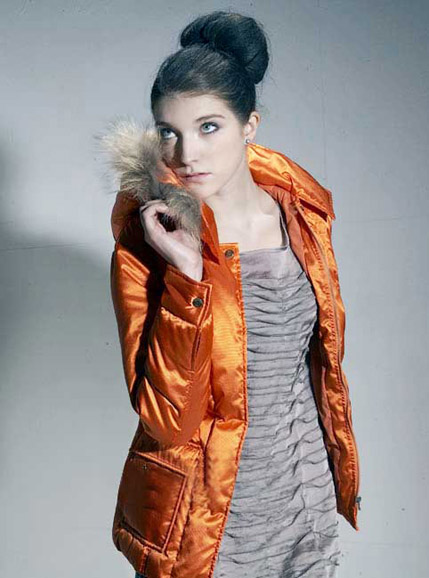 看片APP永久免费羽絨服定製